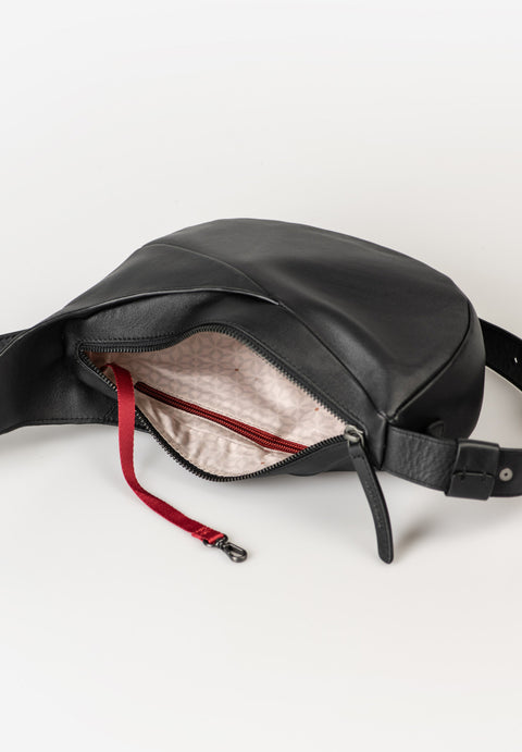 aunts & uncles Halfmoon Bag Orchid jet black