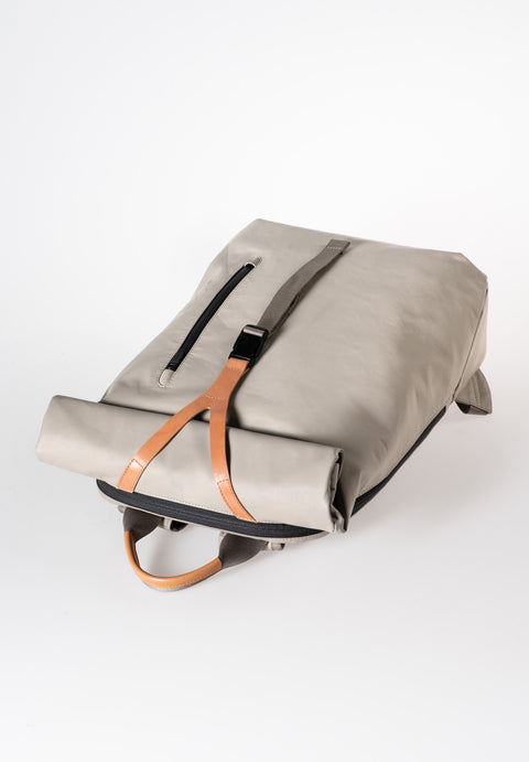 aunts & uncles Tama RE driftwood