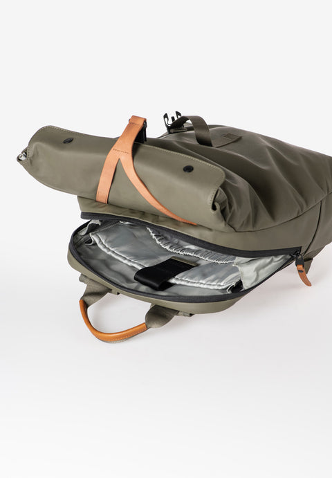 aunts & uncles Rucksack Yabe RE fallen rock