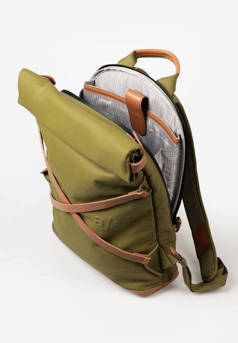 aunts & uncles Rucksack Yokohama marshland