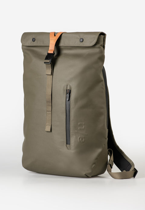 aunts & uncles Tama RE fallen rock