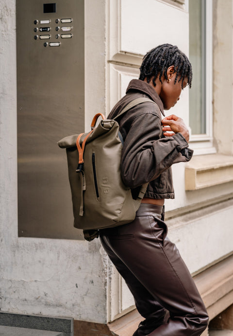 aunts & uncles Tama RE fallen rock