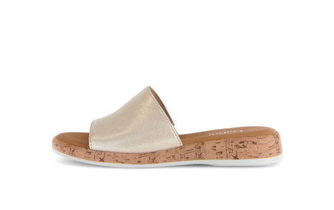 Gabor Pantolette torta