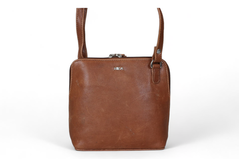 NIKA Umhängetasche 4671A (S) cognac (nur online verfügbar)